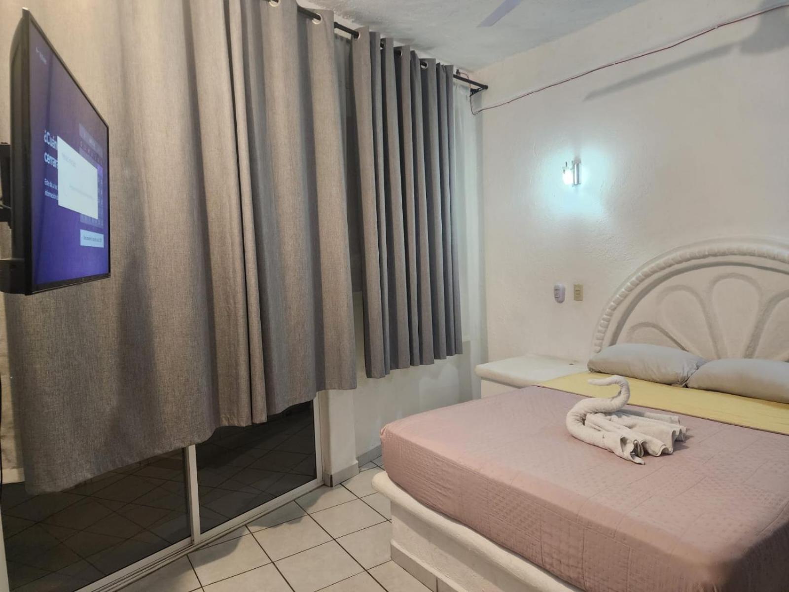 1 Bedroom Apt With Ac , Tv , Wi-Fi Near Dt And Beach Zihuatanejo Kültér fotó
